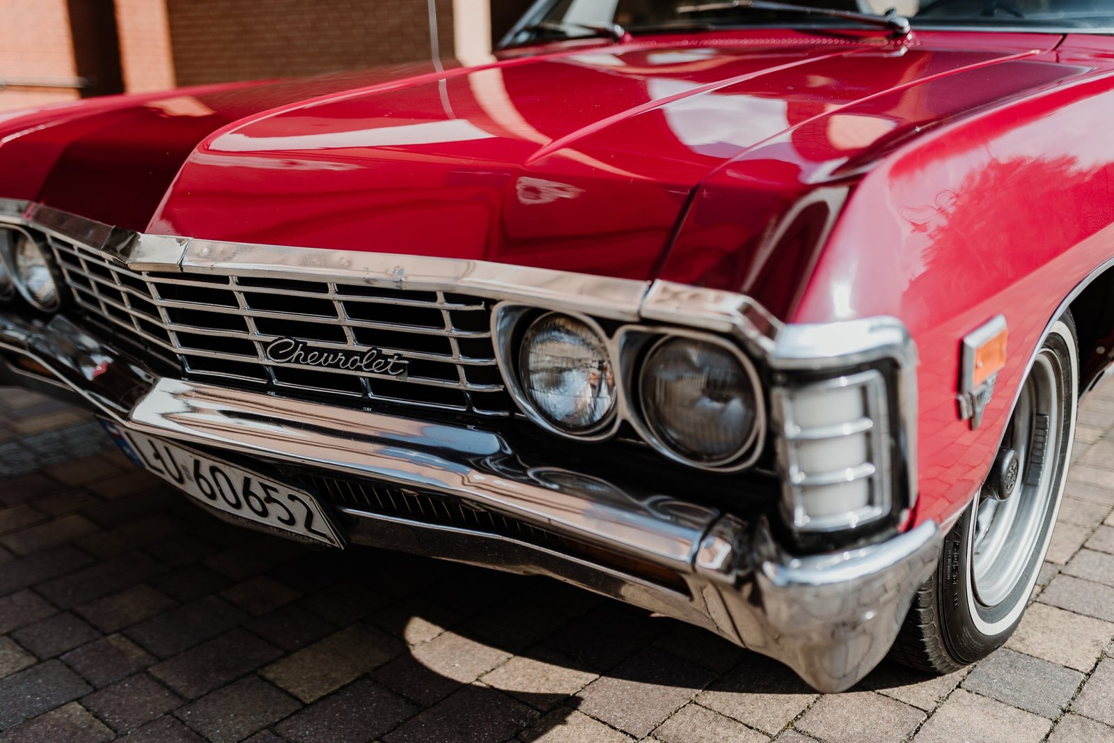 Chromowany grill Chevroleta